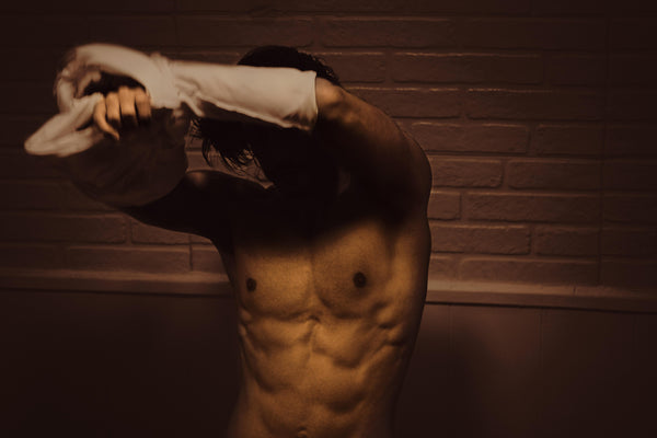 15 Firework-Inducing Foreplay Tips for Men